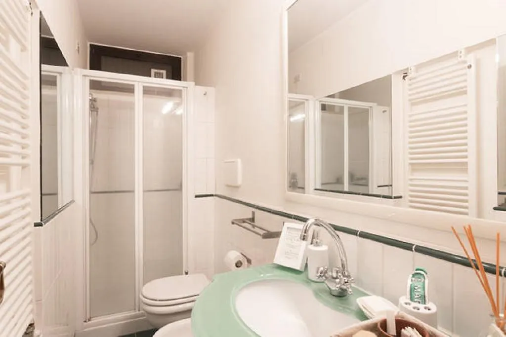 Countryside Guesthouse Near S. Andrea Hospital Roma 0*,
